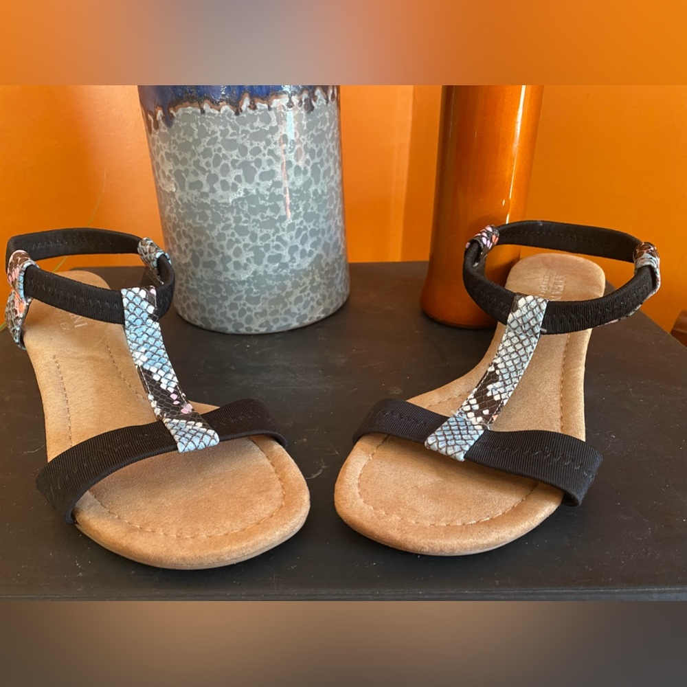 Alfani Animal Snake Wedge Sandals Size 5